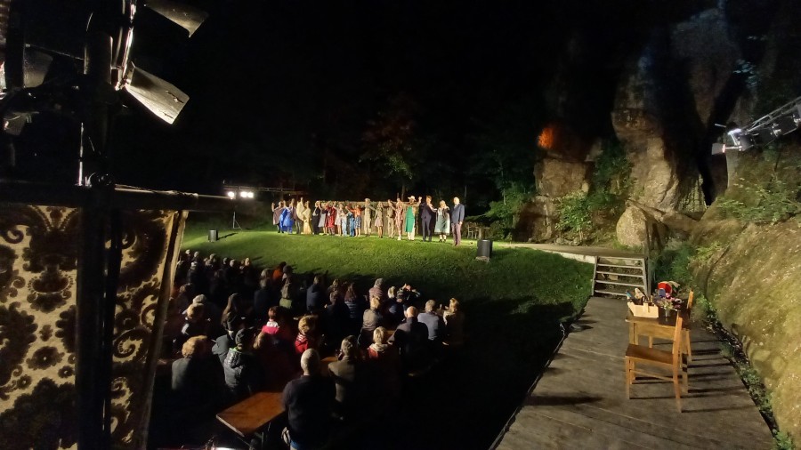 2022_Der.Verschwender (2).jpg